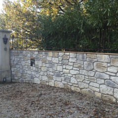 mur d enceinte imitation pierre azurprorenov