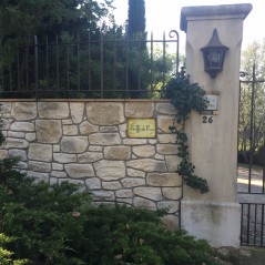 mur portail exterieur imitation pierre azurprorenov